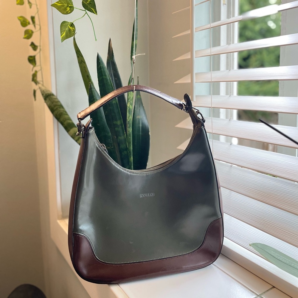 Vintage Pollini two-toned shoulder bag.